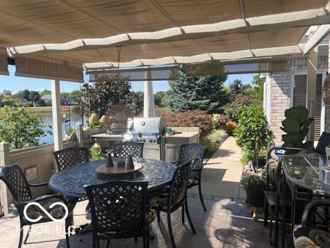 7386 Lake Lakota Place Indianapolis IN 46217