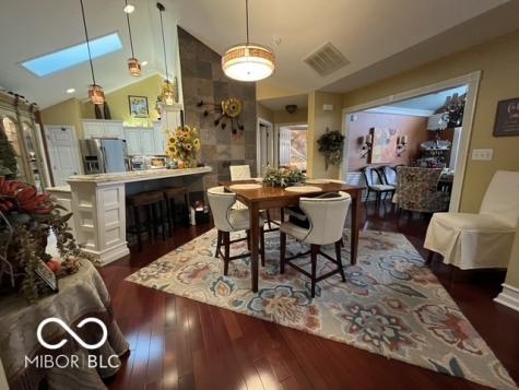 7386 Lake Lakota Place Indianapolis IN 46217