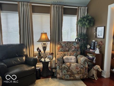 7386 Lake Lakota Place Indianapolis IN 46217
