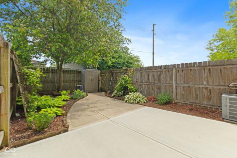 2721 Country Estates Drive Indianapolis IN 46227