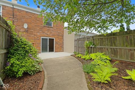 2721 Country Estates Drive Indianapolis IN 46227