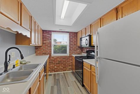 2721 Country Estates Drive Indianapolis IN 46227