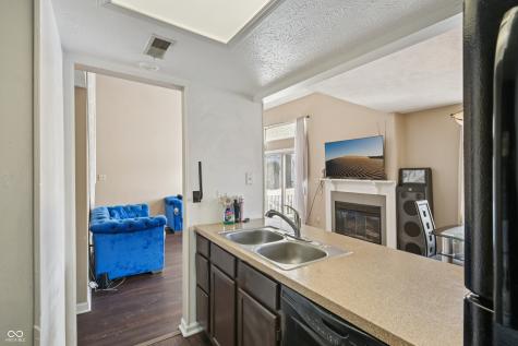 7135 Bay Point Court Indianapolis IN 46214