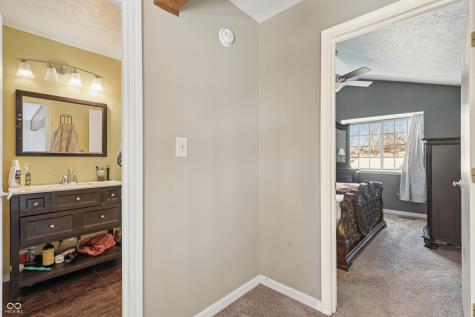 7135 Bay Point Court Indianapolis IN 46214