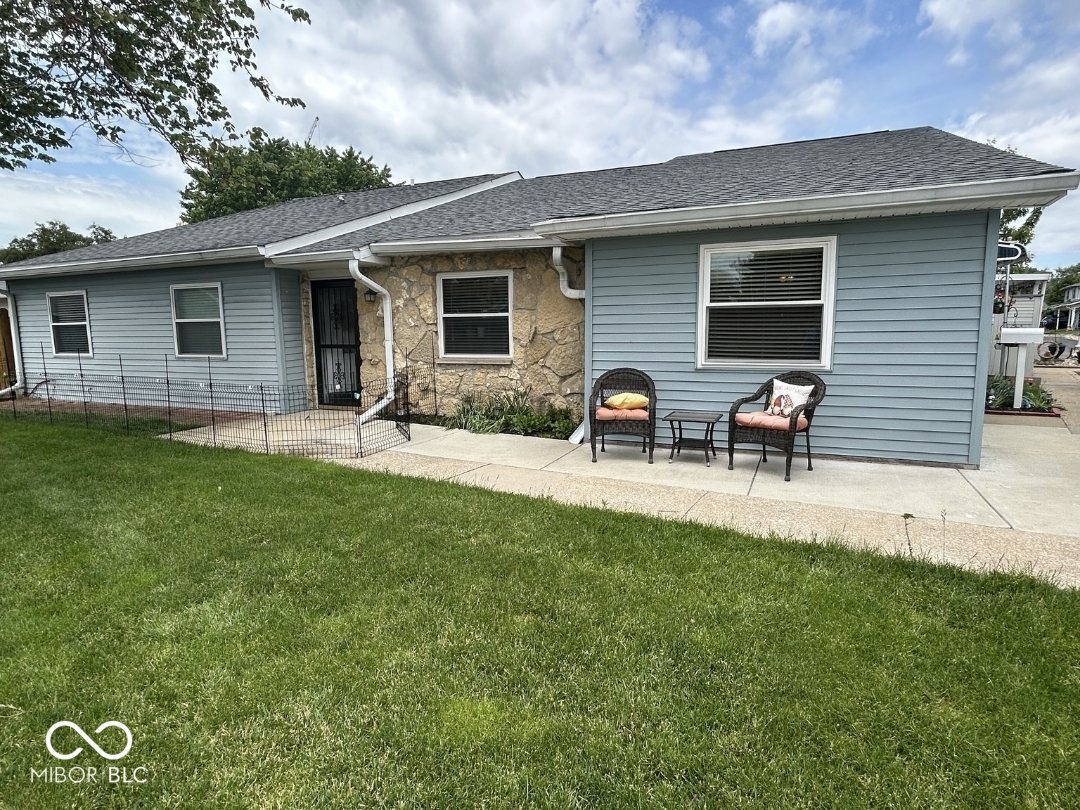 2735 Prosperity Drive Columbus IN 47201