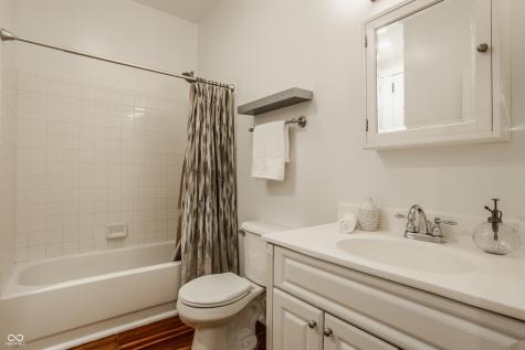 425 Massachusetts Avenue Indianapolis IN 46204