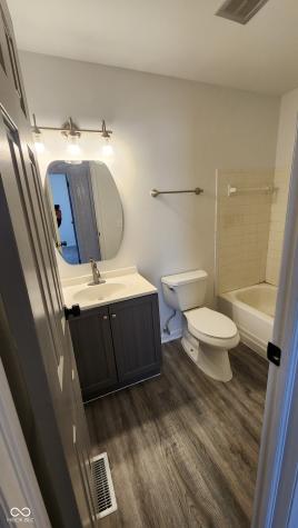 4418 London Court Indianapolis IN 46254