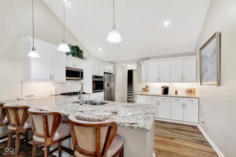 1190 Extraordinary Trail Greenfield IN 46140