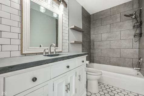 315 Elmead Court Greenwood IN 46142