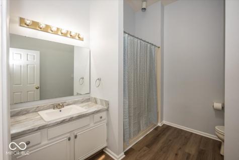 7037 Sea Oats Lane Indianapolis IN 46250