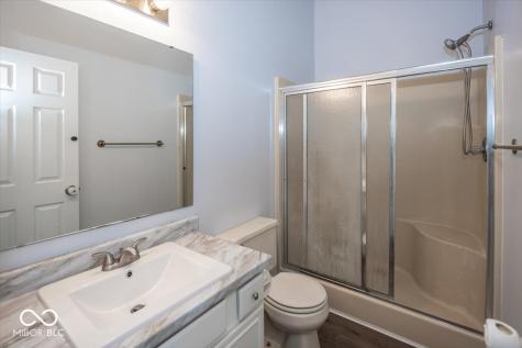 7037 Sea Oats Lane Indianapolis IN 46250