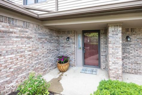 7037 Sea Oats Lane Indianapolis IN 46250