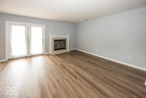 7037 Sea Oats Lane Indianapolis IN 46250