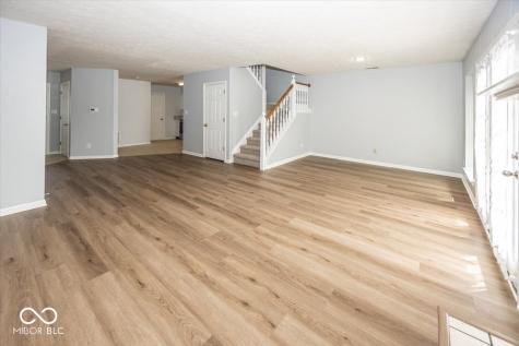 7037 Sea Oats Lane Indianapolis IN 46250