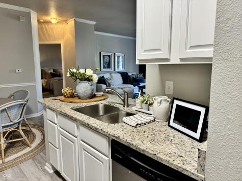 12873 Tradd Street Carmel IN 46032