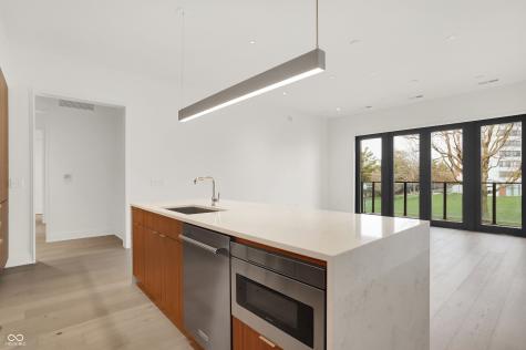 877 N East Street Indianapolis IN 46202