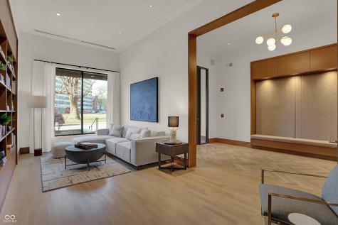 877 N East Street Indianapolis IN 46202