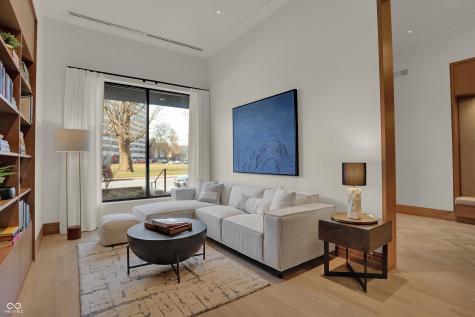 877 N East Street Indianapolis IN 46202