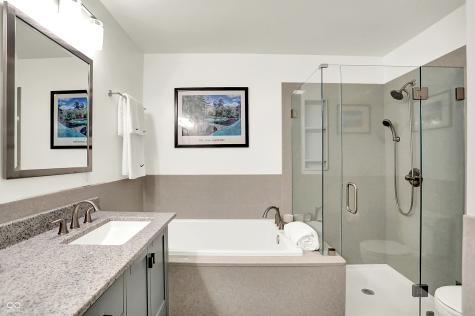 931 Junction Place Indianapolis IN 46220