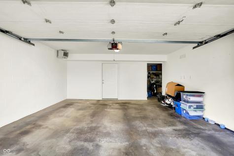 931 Junction Place Indianapolis IN 46220