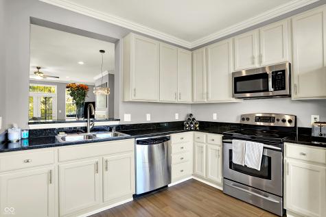 931 Junction Place Indianapolis IN 46220