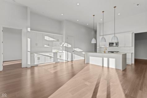 1155 S Rangeline Road Carmel IN 46032