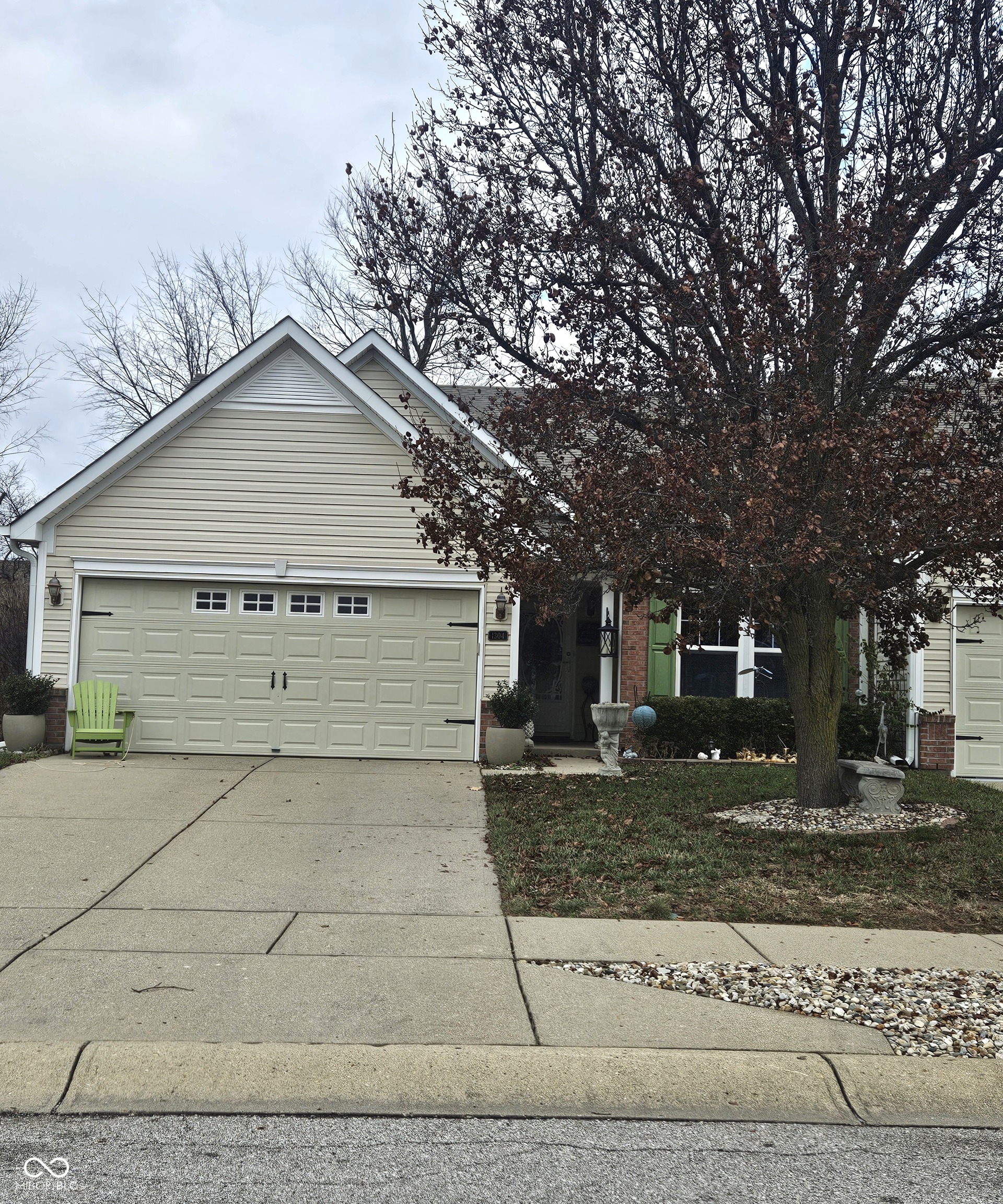 1304 Summerhouse Drive Indianapolis IN 46217