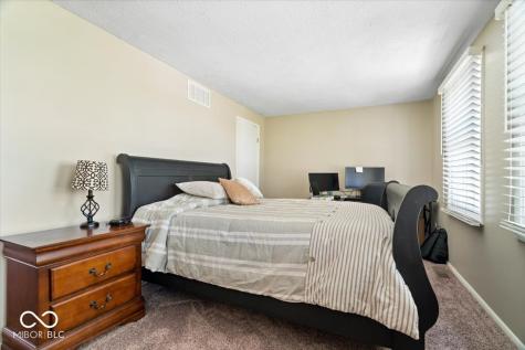 6157 E 96th Place Indianapolis IN 46250