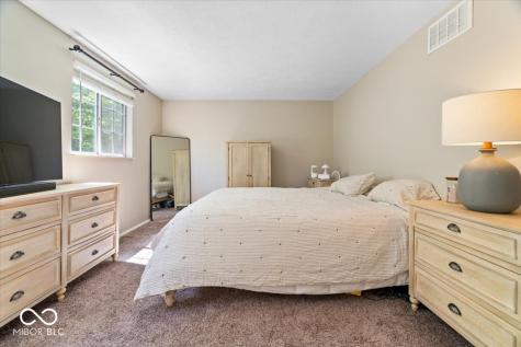 6157 E 96th Place Indianapolis IN 46250