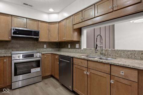 8650 Jaffa Court West Drive Indianapolis IN 46260