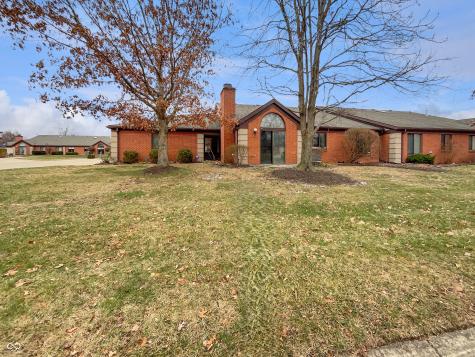 9285 Golden Oaks E Indianapolis IN 46260