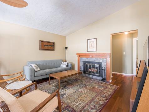 7629 Farm View Circle W Indianapolis IN 46256