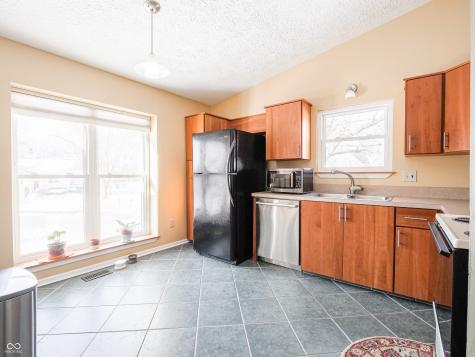 7629 Farm View Circle W Indianapolis IN 46256