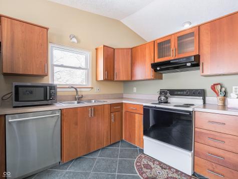 7629 Farm View Circle W Indianapolis IN 46256