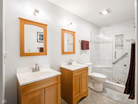 7629 Farm View Circle W Indianapolis IN 46256