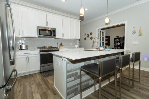 8615 Hudson Way Brownsburg IN 46112