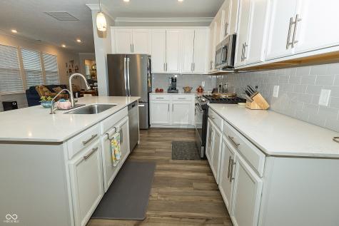 8615 Hudson Way Brownsburg IN 46112