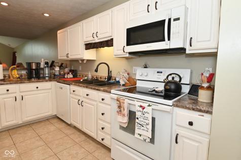 7604 Briarstone Drive Indianapolis IN 46227