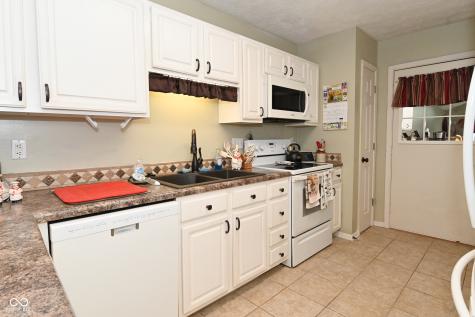 7604 Briarstone Drive Indianapolis IN 46227
