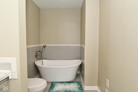 7604 Briarstone Drive Indianapolis IN 46227