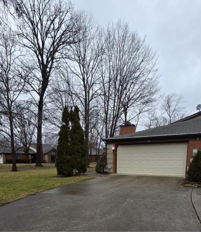 2206 Oak Run Place Indianapolis IN 46260