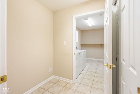 11438 Winding Wood Drive Indianapolis IN 46235