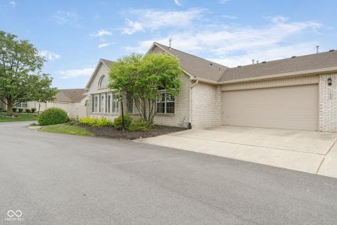11438 Winding Wood Drive Indianapolis IN 46235