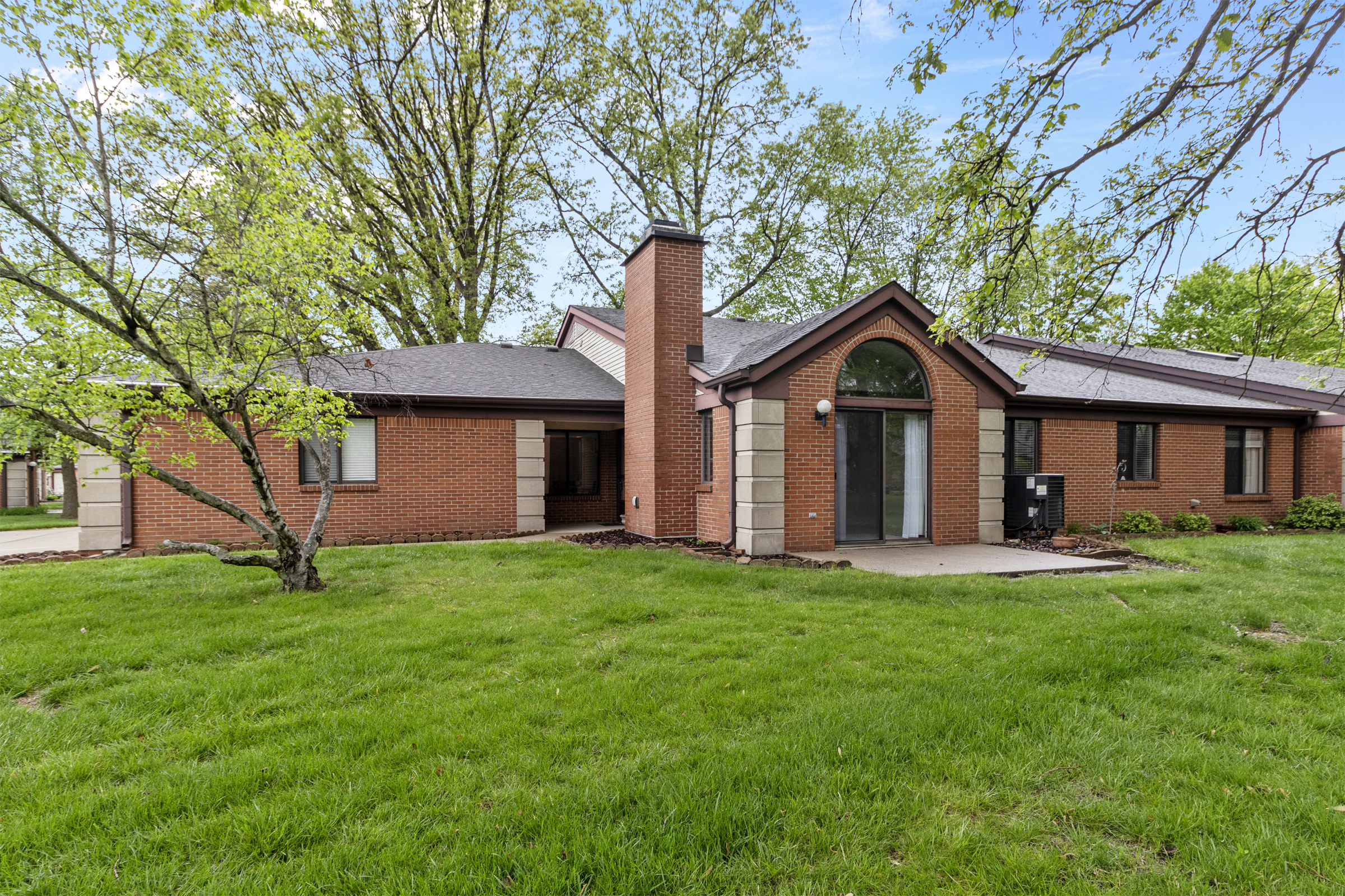 2202 Emily Drive Indianapolis IN 46260