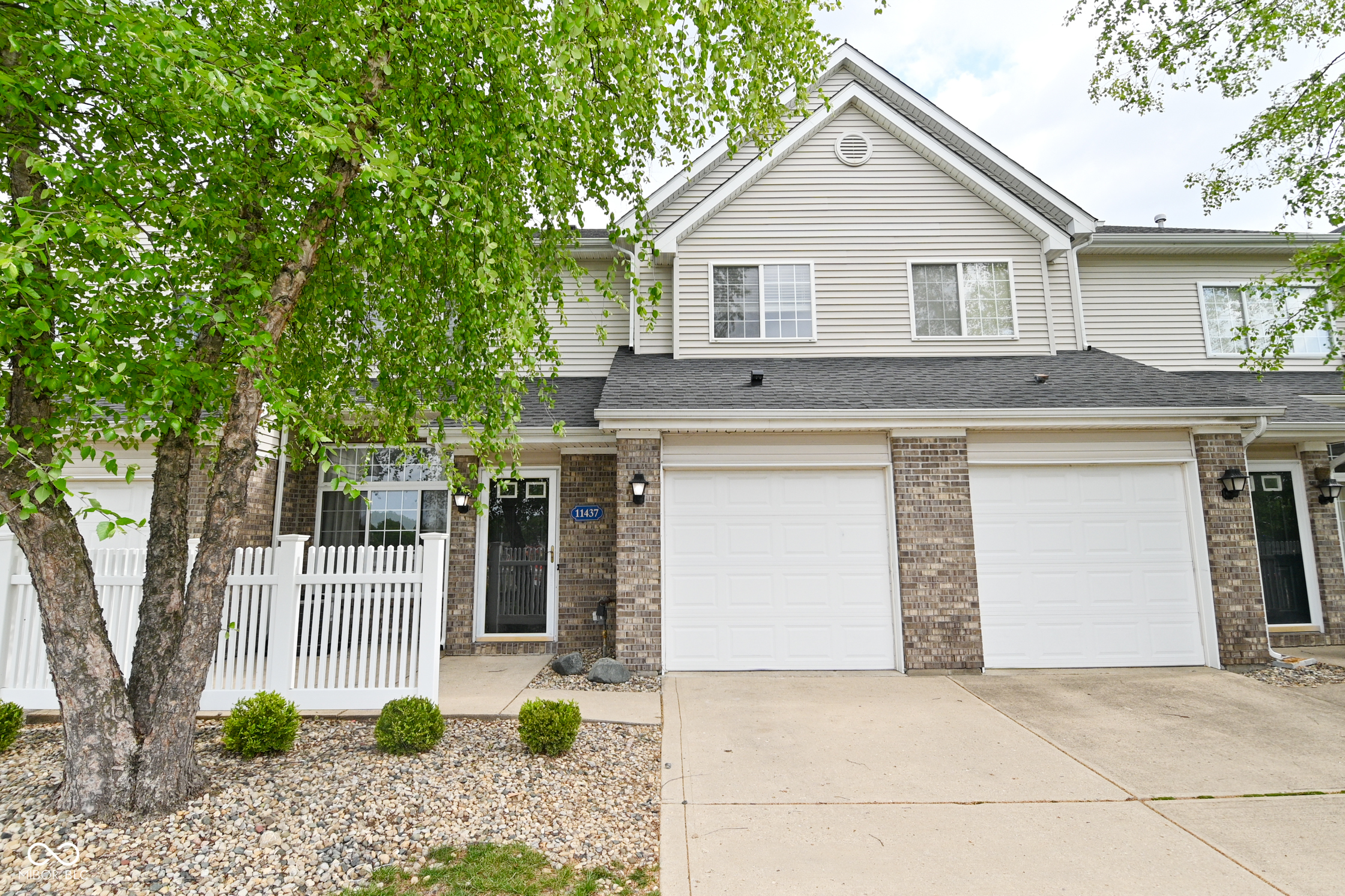 11437 Enclave Boulevard Fishers IN 46038