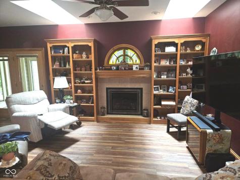 1755 Walnut Trace Greenfield IN 46140
