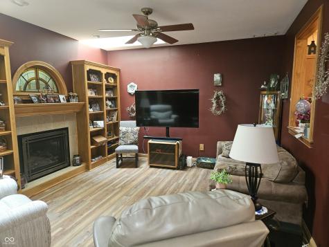 1755 Walnut Trace Greenfield IN 46140