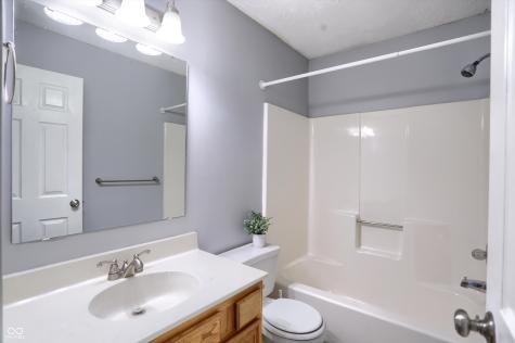 1149 Viburnum Drive Indianapolis IN 46260