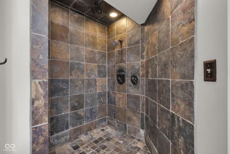 5118 Boardwalk Place Indianapolis IN 46220