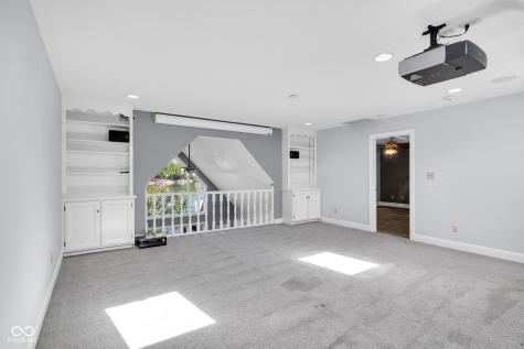 5118 Boardwalk Place Indianapolis IN 46220